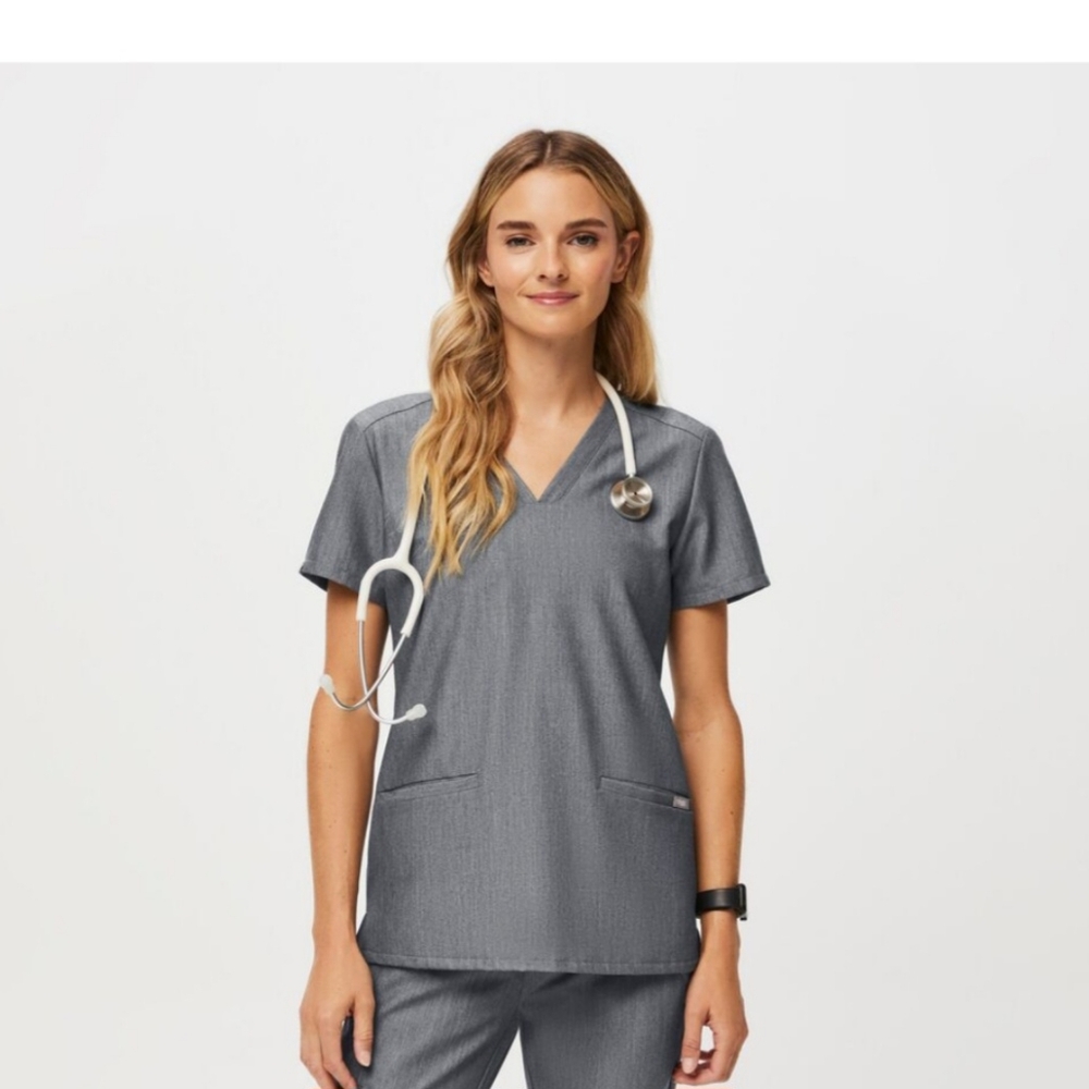 Figs Gray Casma Three Pocket Scrub Top